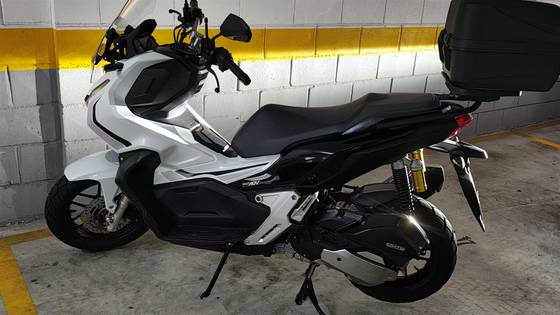 HONDA ADV 